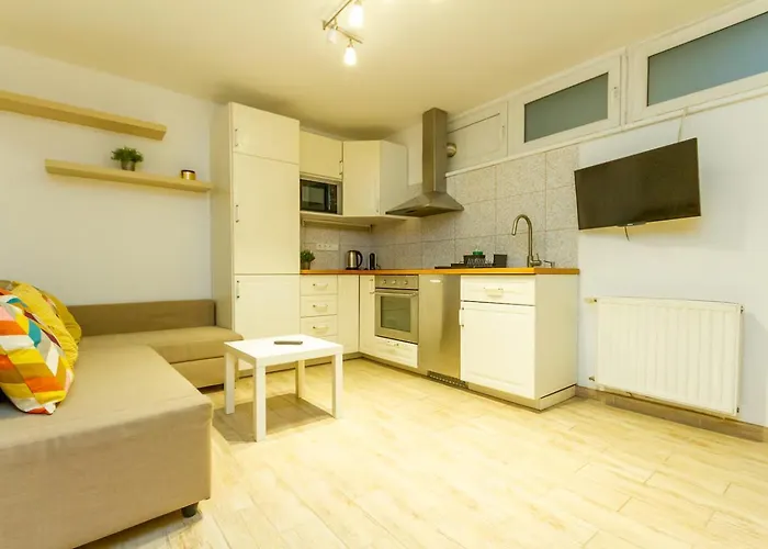 Diplomat Quarter 2 Bdr By Newave Appartement *