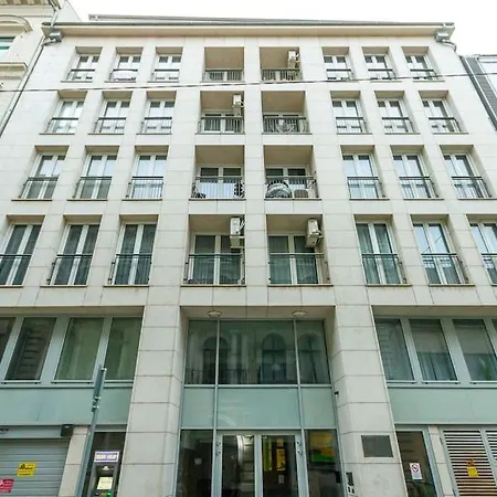 Appartamento Diplomat Quarter 2 Bdr By Newave